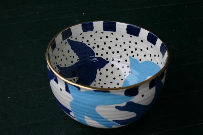 large swalloware bowl with second luster fire of gold